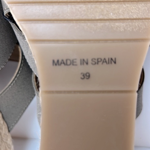 NWOT Andre Assous Rachel Espadrille Wedge Slip On Size 39 EU Taupe with Raffia - Picture 13 of 13